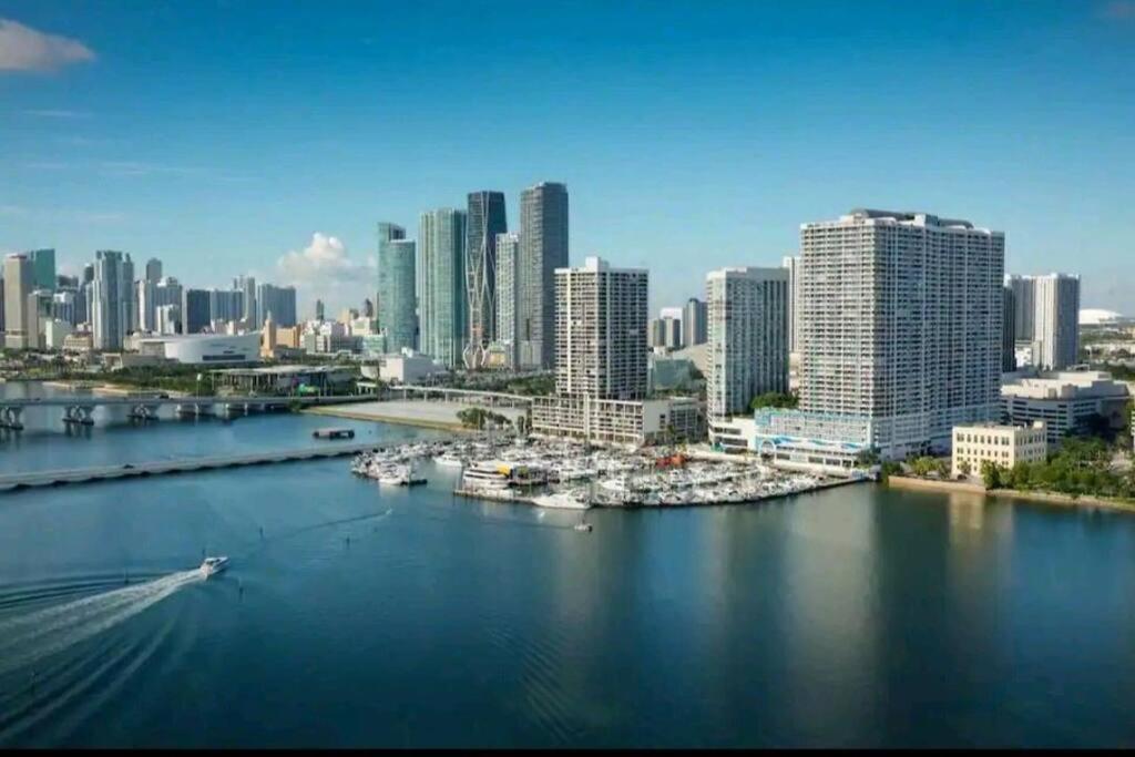 Sol Miami # 2 With Free Parking Lägenhet Exteriör bild